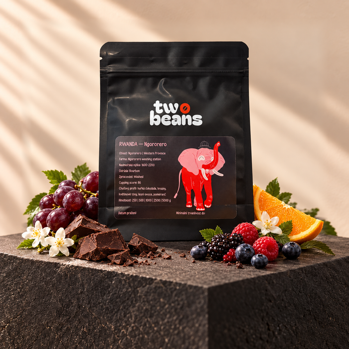 Sáček kávy Two Beans Rwanda – Ngororero s hořkou čokoládou, hrozny, květinovými tóny, lesním ovocem a pomerančem